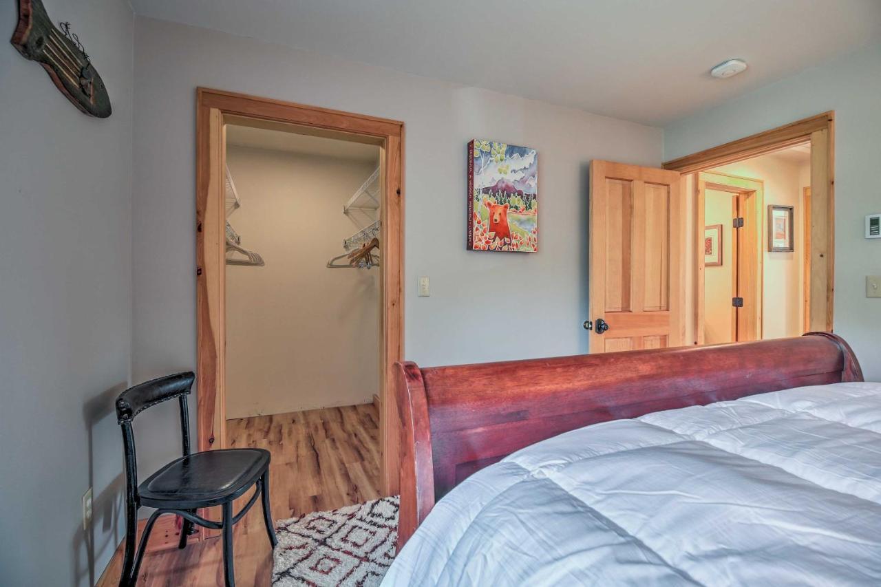 Lake Placid Gem With Patio And Views Less Than 1 Mi To Beach! Extérieur photo