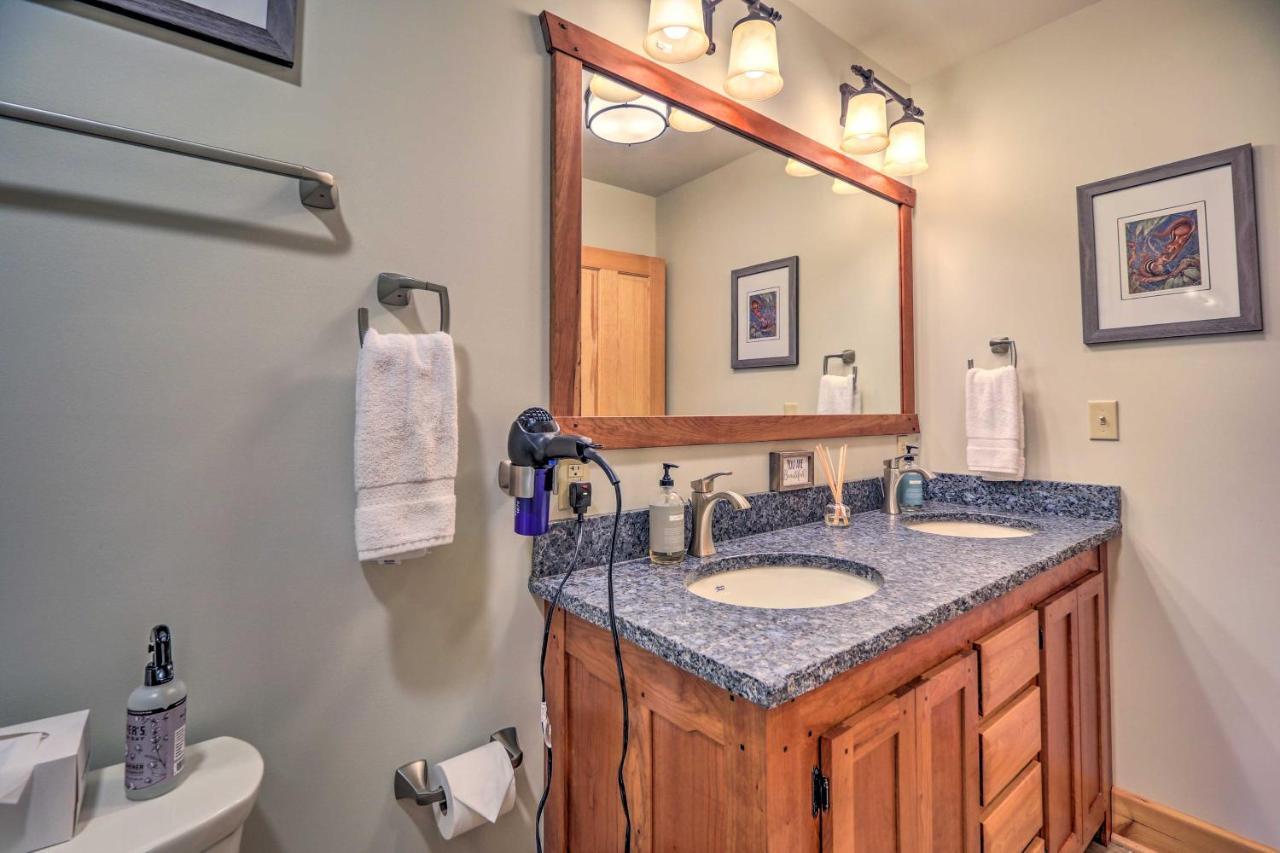 Lake Placid Gem With Patio And Views Less Than 1 Mi To Beach! Extérieur photo